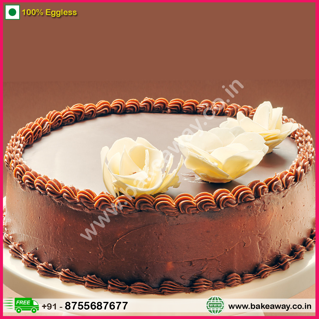 Flowery Chocolate Cream Cake