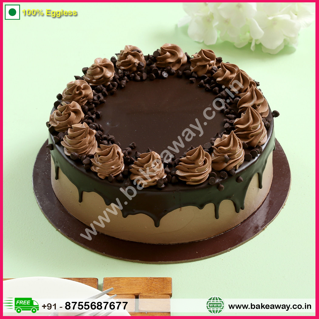 Cream Drop Chocolate Cake